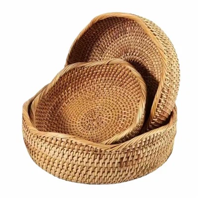 Cesta tejida de vid